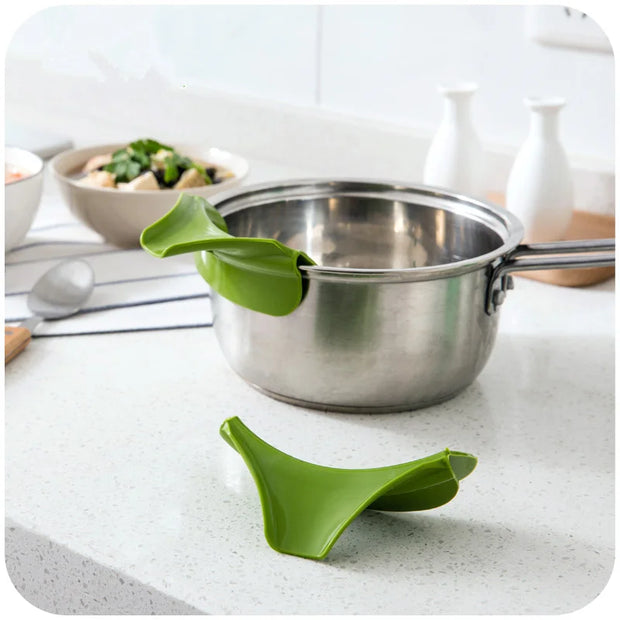 Creative Kitchen Accessories Silicone Funnel Tools